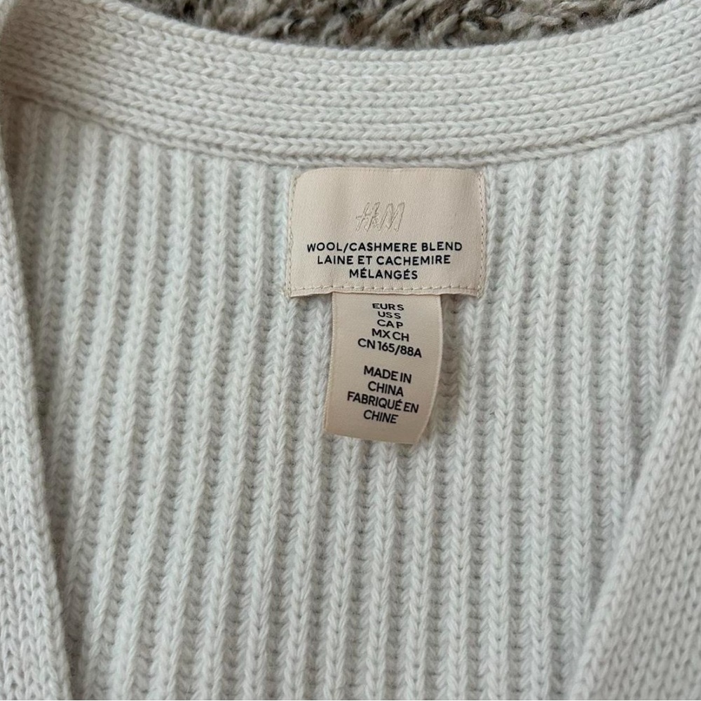 H&M Cream Ribbed Cardigan Sweater - Picture 6 of 7
